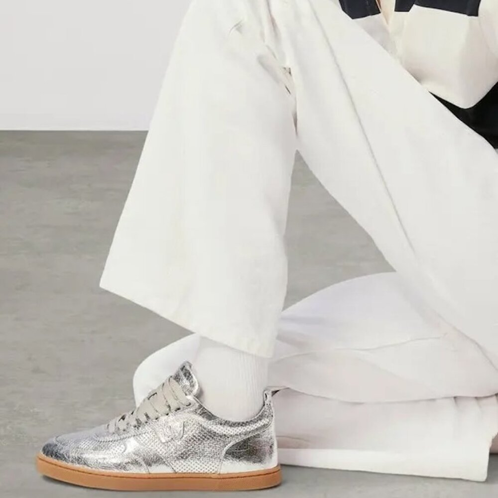 Christian Louboutin TUTTI RUI Donna Perforated Leather Sneakers Flat Shoes - Picture 3 of 16